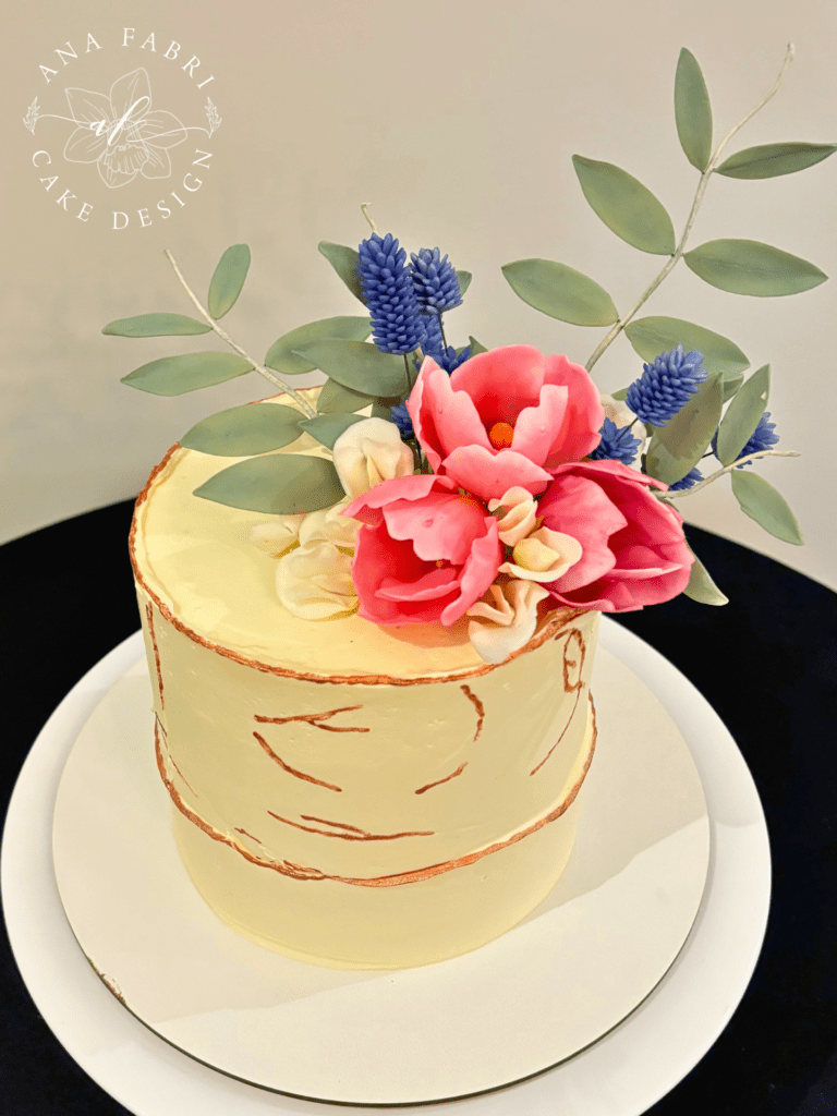 Bolo Buttercream Tulipas e Lavanda